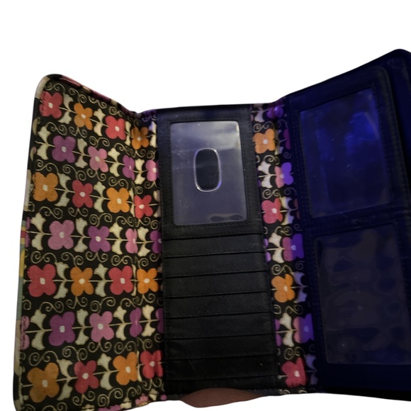 Dooney & Bourke Wristlet Vera Bradley Wallet 3 Bundle - Picture 12 of 13